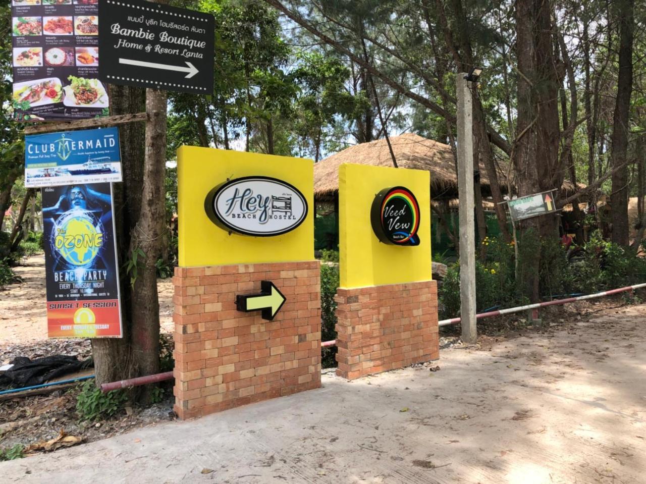 Hey Beach Hostel-Sha Extra Plus Koh Lanta Bagian luar foto